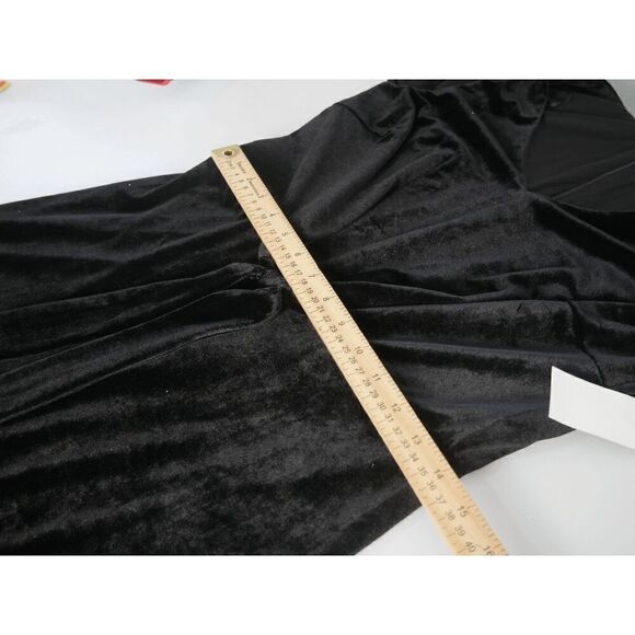 CeCe Women's Black Velvet Long-Sleeve Tie-Waist V-Neck Jumpsuit M - Picture 7 of 11